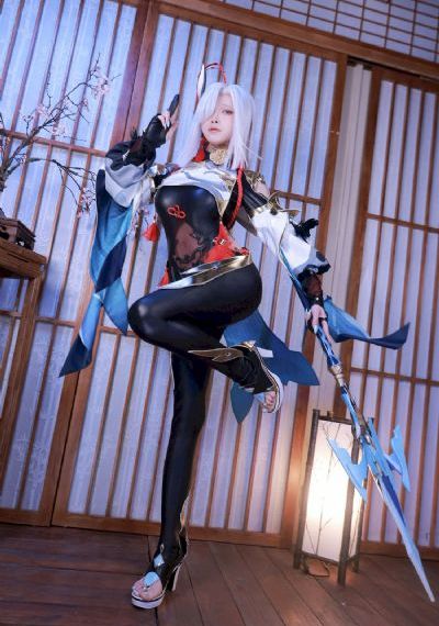 狗日美女_免费手机在线看片