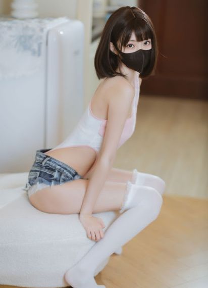 女友年轻的后妈2_4K高清完整版