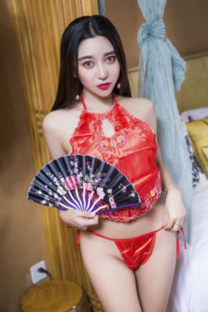 啊好痛嗯轻一点打扑克_HD免费观看视频