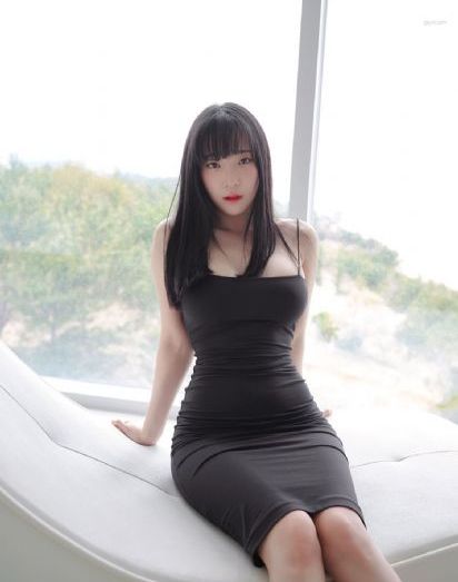 翁房中春意浓王易婉艳图片_BD英语电影在线看