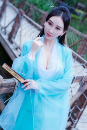 宫雪花武则天_720视频大全